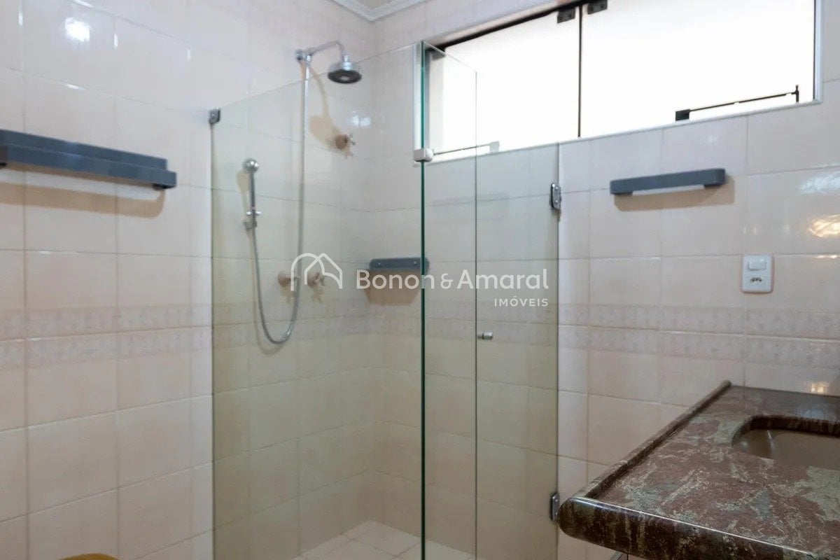 Apartamento para Alugar - Cambuí em Campinas / SP