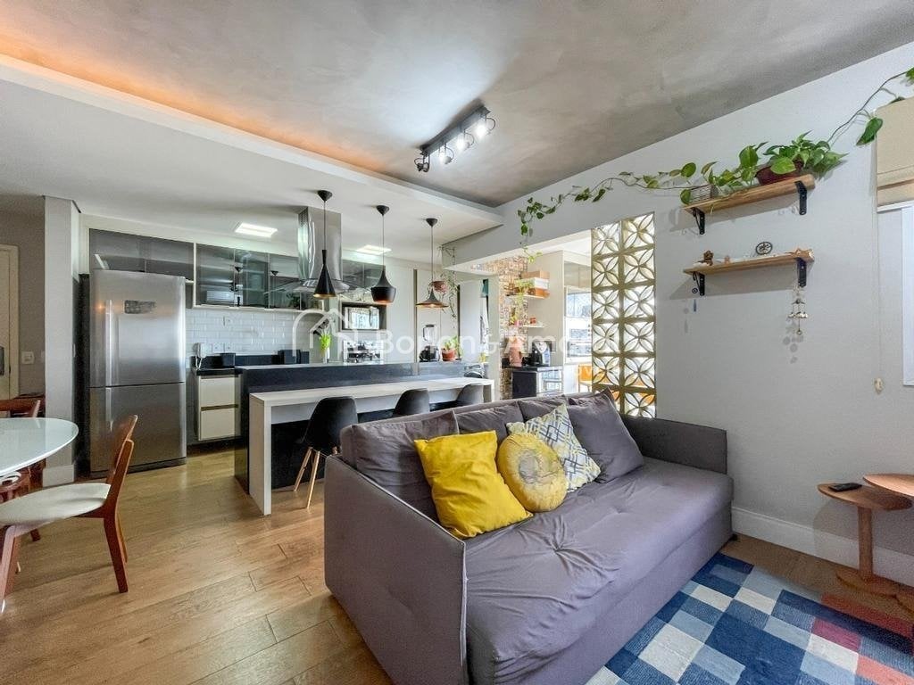 Apartamento à Venda no Cambuí em Campinas / SP