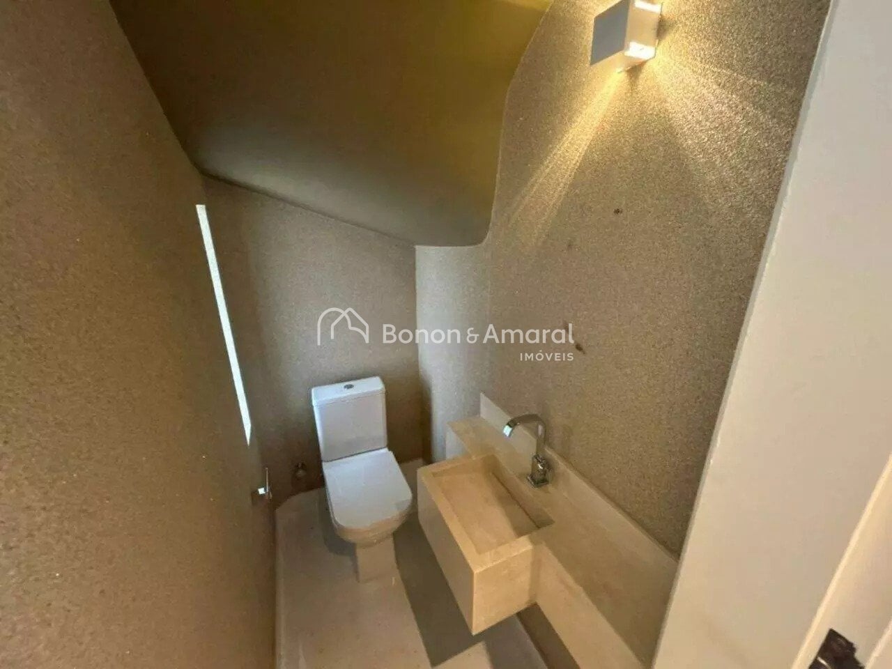 Casa em Condomínio à Venda no Jardim Santa Marcelina em Campinas / SP