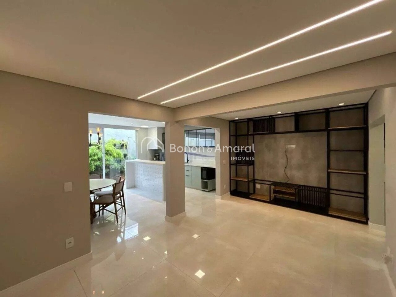 Casa em Condomínio à Venda no Jardim Santa Marcelina em Campinas / SP