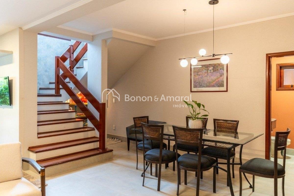 Casa em Condomínio à Venda no Parque da Hípica em Campinas / SP