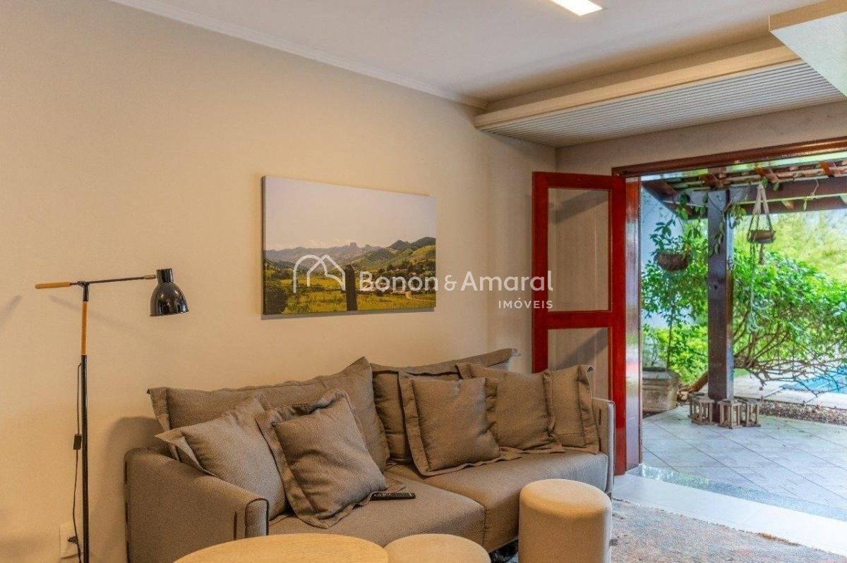 Casa em Condomínio à Venda no Parque da Hípica em Campinas / SP