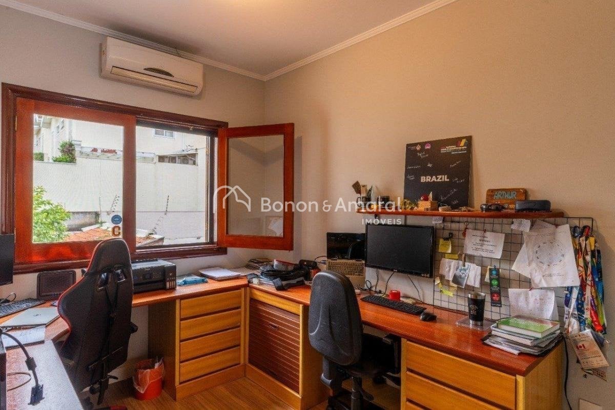 Casa em Condomínio à Venda no Parque da Hípica em Campinas / SP