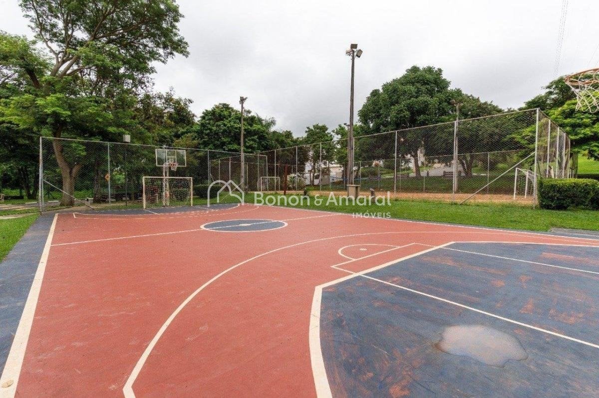Casa em Condomínio à Venda no Parque da Hípica em Campinas / SP