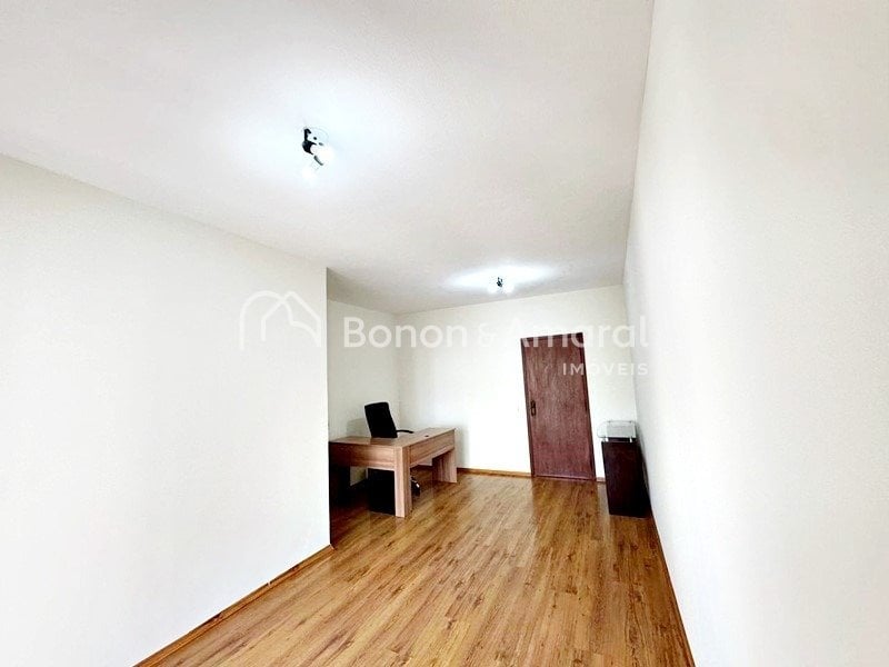 Apartamento à Venda - Cambuí em Campinas / SP