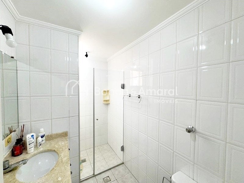 Apartamento à Venda - Cambuí em Campinas / SP