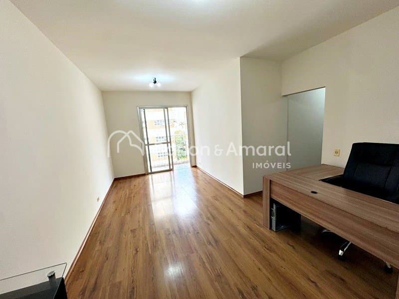 Apartamento à Venda - Cambuí em Campinas / SP