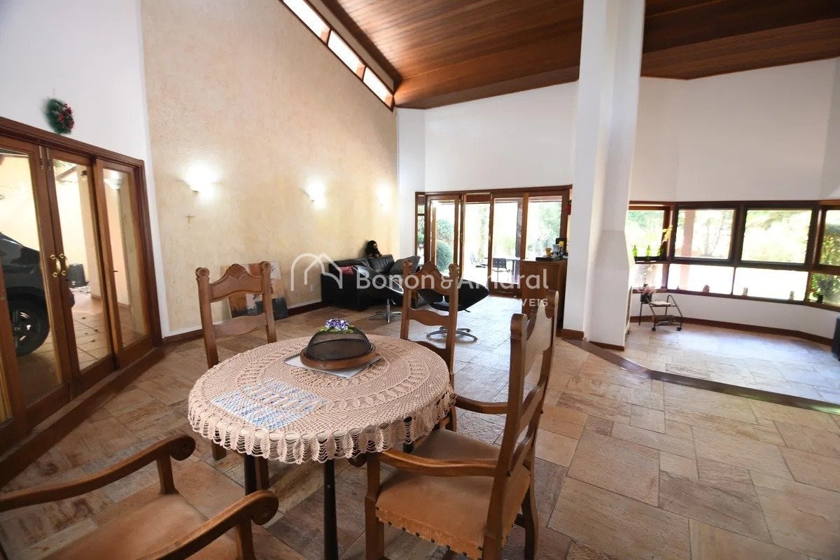 Casa em Condomínio para Alugar no Jardim Botânico (Sousas) em Campinas / SP