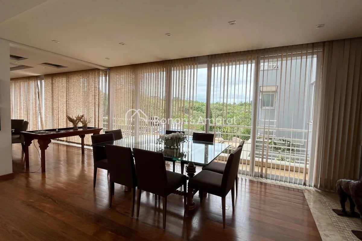 Casa em Condomínio à Venda no Sítios de Recreio Gramado em Campinas / SP