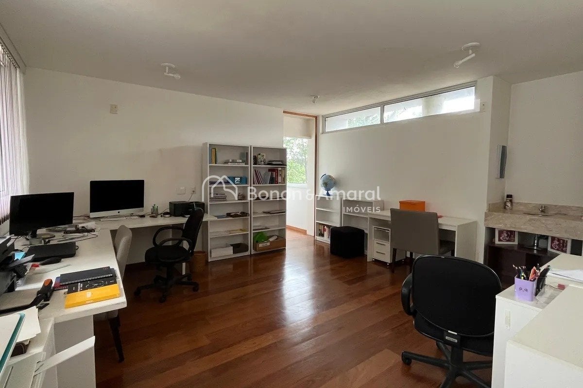Casa em Condomínio à Venda no Sítios de Recreio Gramado em Campinas / SP