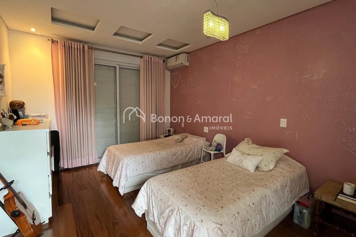 Casa em Condomínio à Venda no Sítios de Recreio Gramado em Campinas / SP