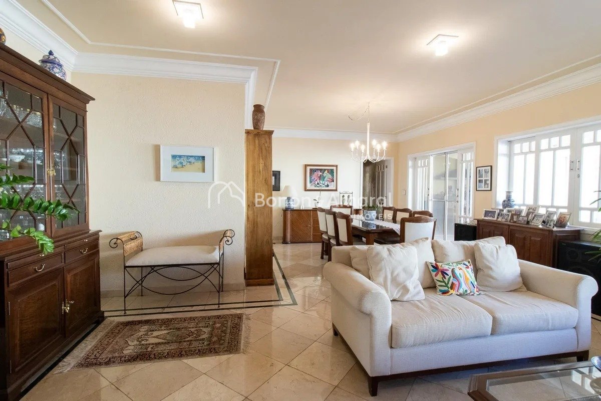 Casa em Condomínio à Venda no Jardim Madalena em Campinas / SP
