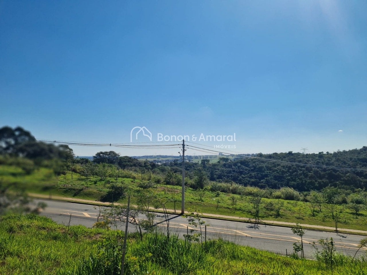 Terreno em condomínio à Venda no Bairro das Palmeiras em Campinas / SP