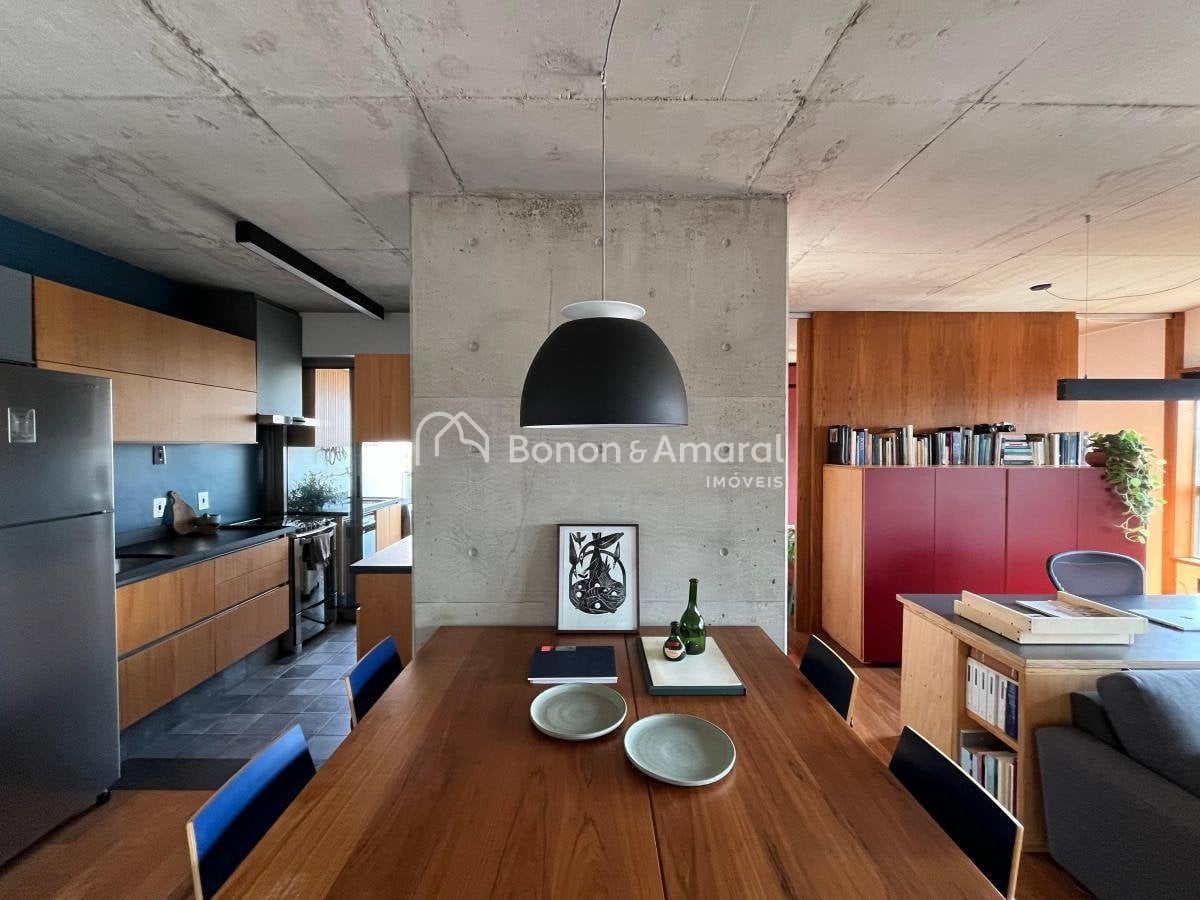 Apartamento à Venda - Cambuí em Campinas / SP