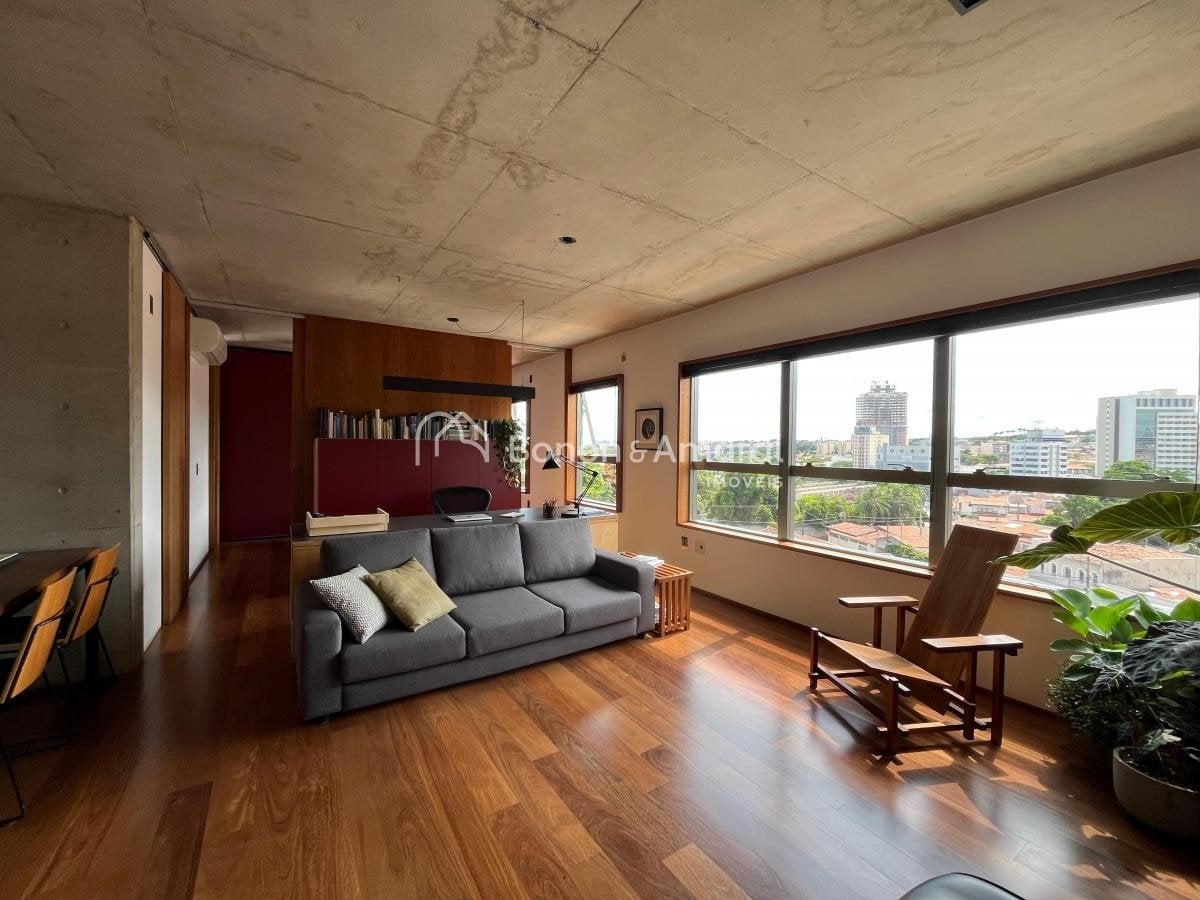 Apartamento à Venda - Cambuí em Campinas / SP