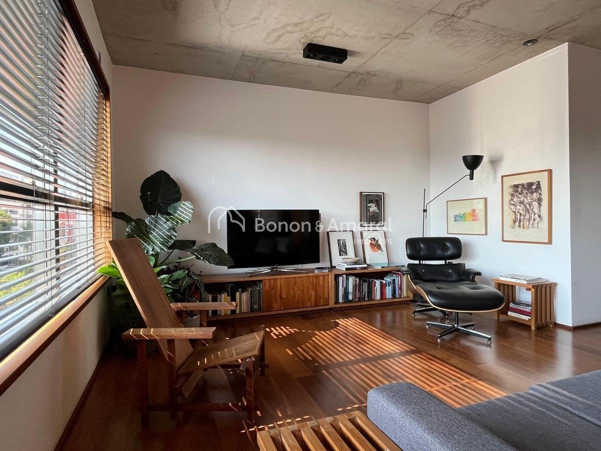 Apartamento à Venda - Cambuí em Campinas / SP