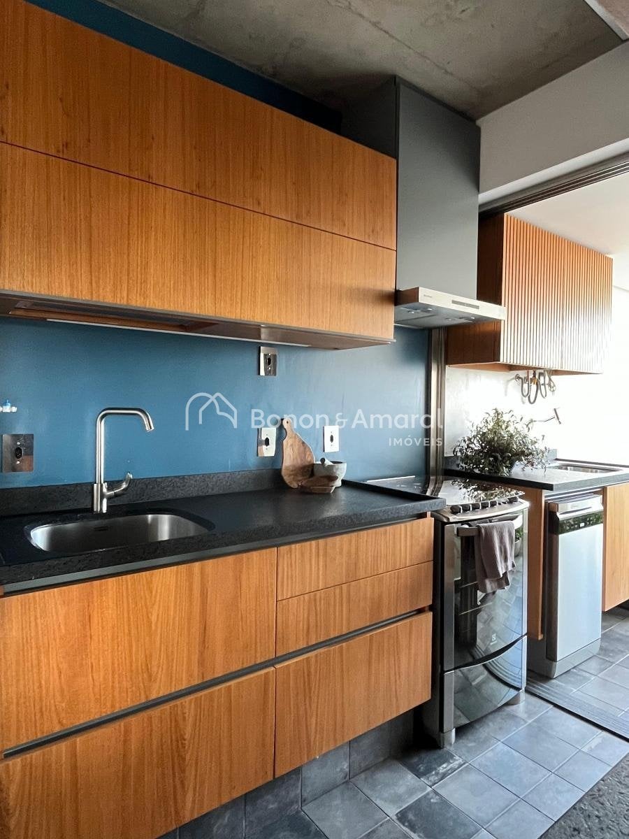 Apartamento à Venda - Cambuí em Campinas / SP