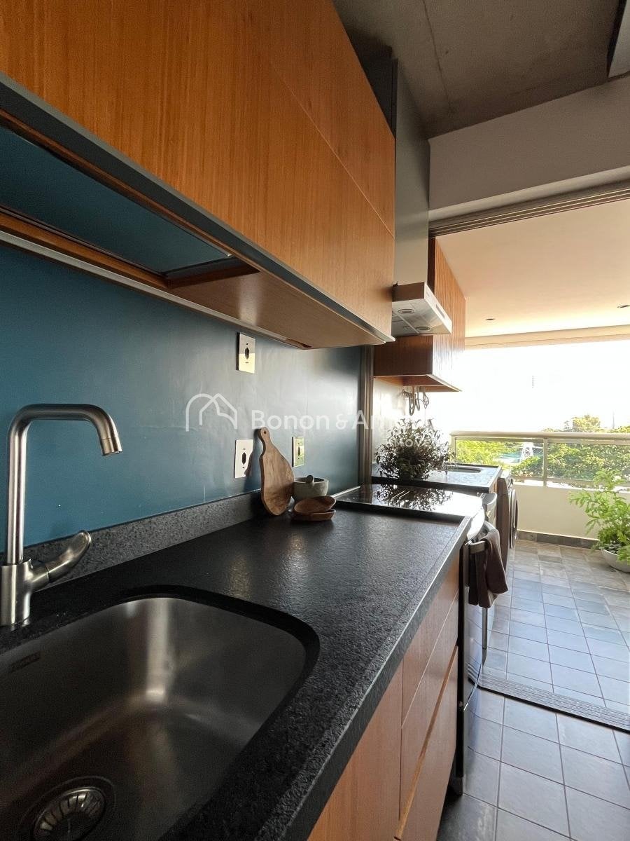 Apartamento à Venda - Cambuí em Campinas / SP