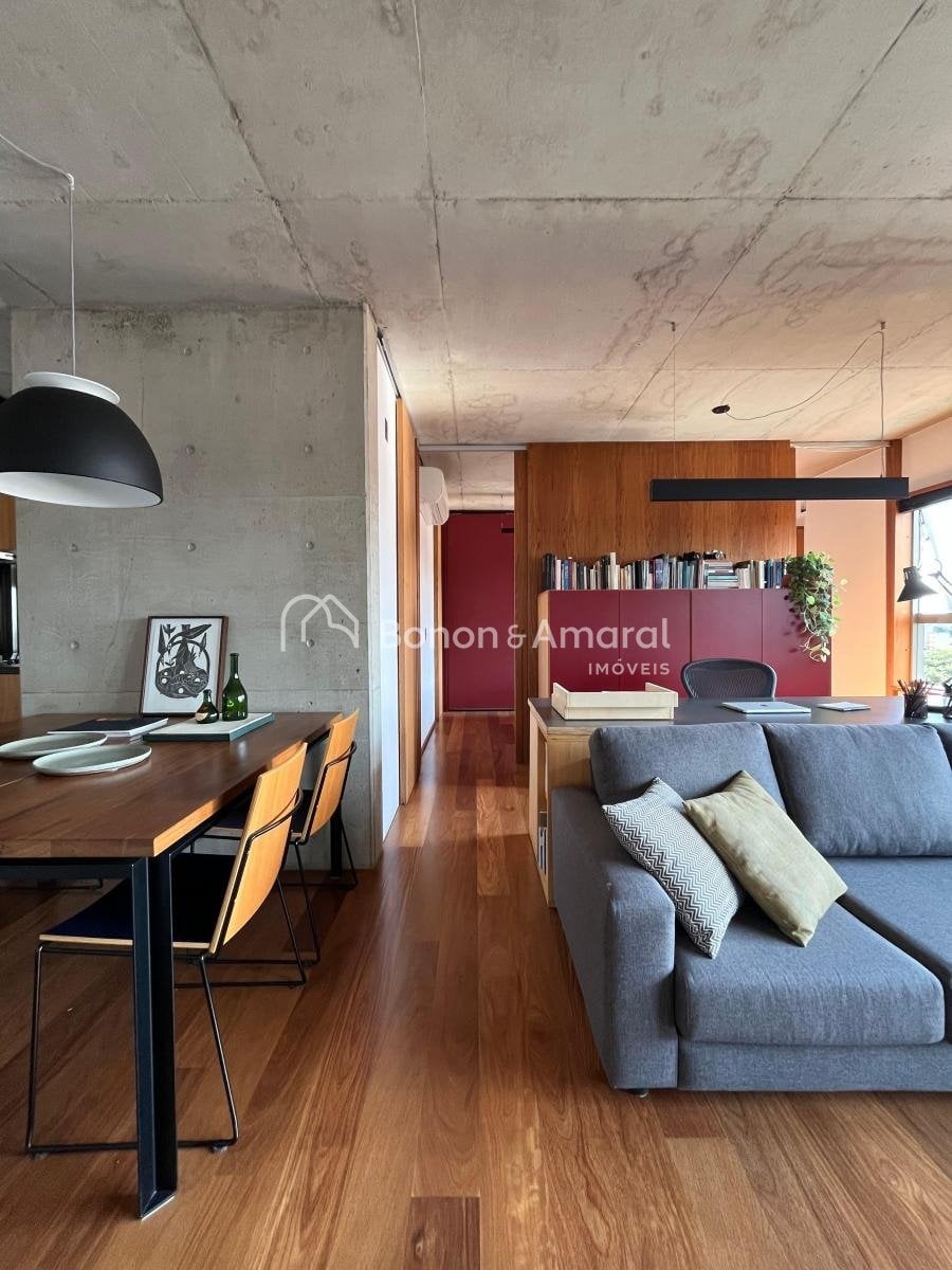 Apartamento à Venda - Cambuí em Campinas / SP