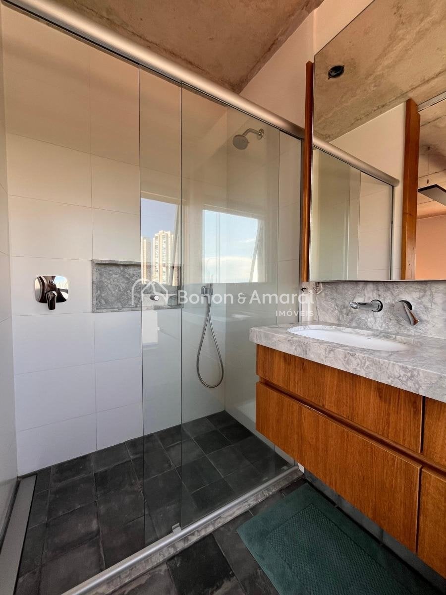 Apartamento à Venda - Cambuí em Campinas / SP