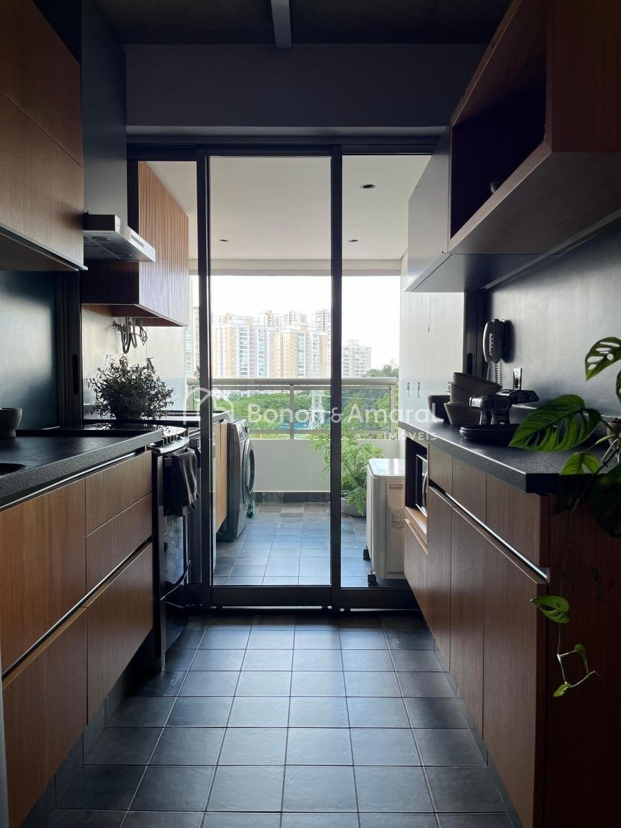 Apartamento à Venda - Cambuí em Campinas / SP