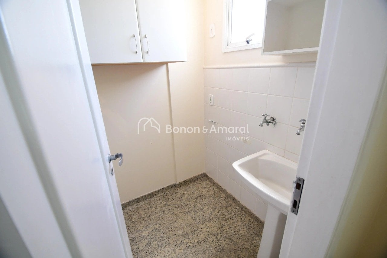 Apartamento para Alugar - Cambuí em Campinas / SP
