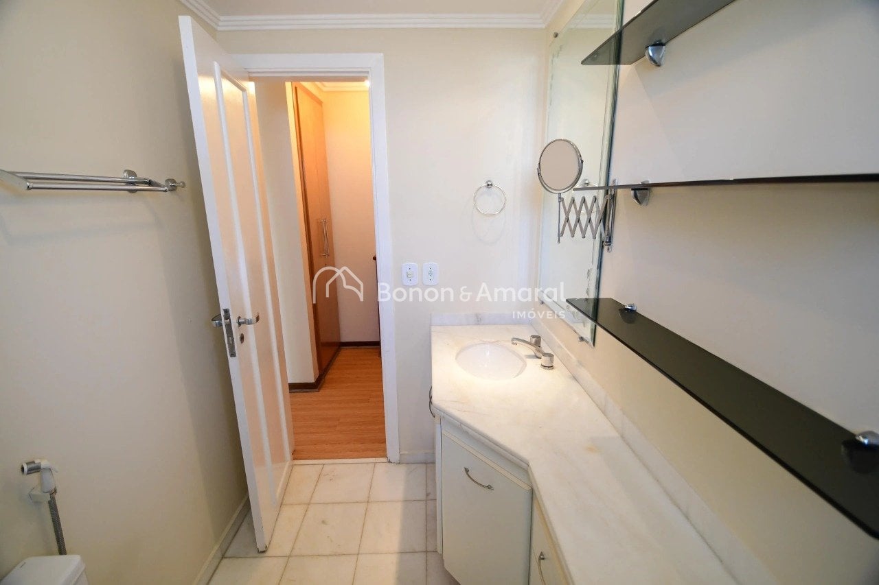 Apartamento para Alugar - Cambuí em Campinas / SP