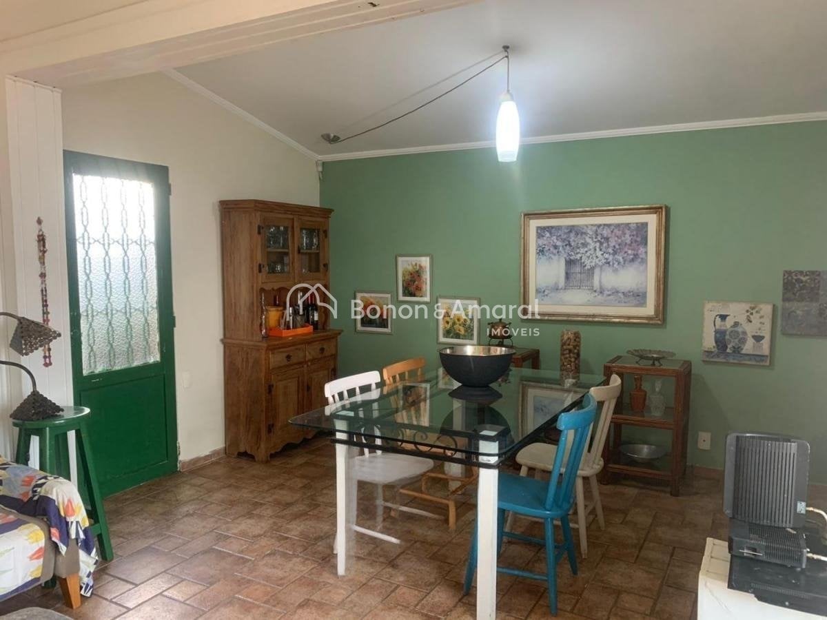Casa à Venda - Chácara da Barra em Campinas / SP