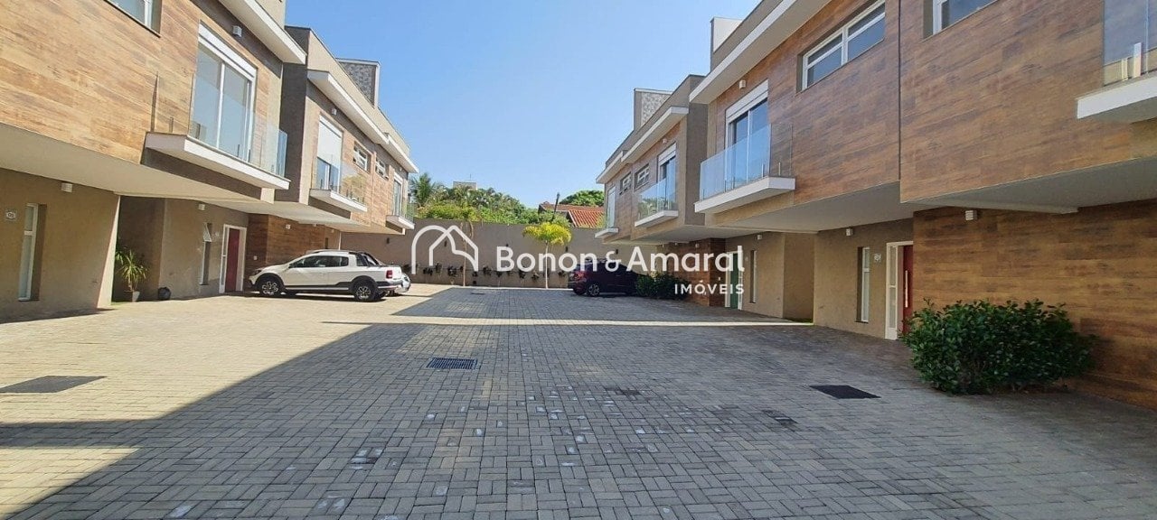 Casa em Condomínio à Venda - Parque Taquaral em Campinas / SP