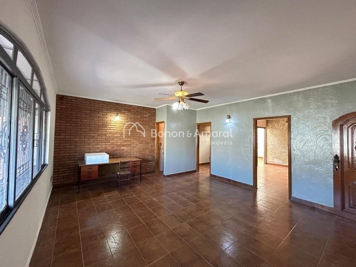 Casa à Venda - Jardim Santa Genebra em Campinas / SP