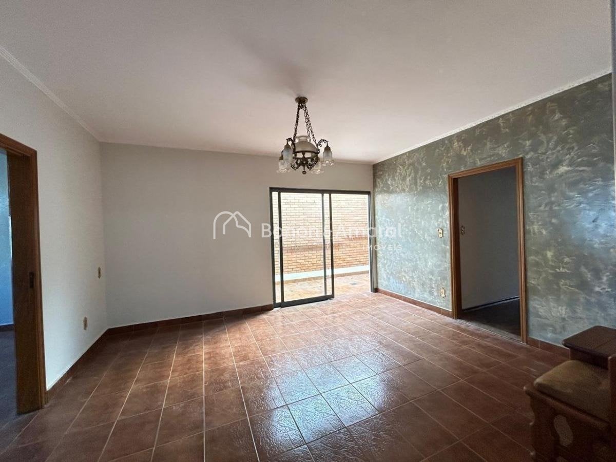 Casa à Venda - Jardim Santa Genebra em Campinas / SP