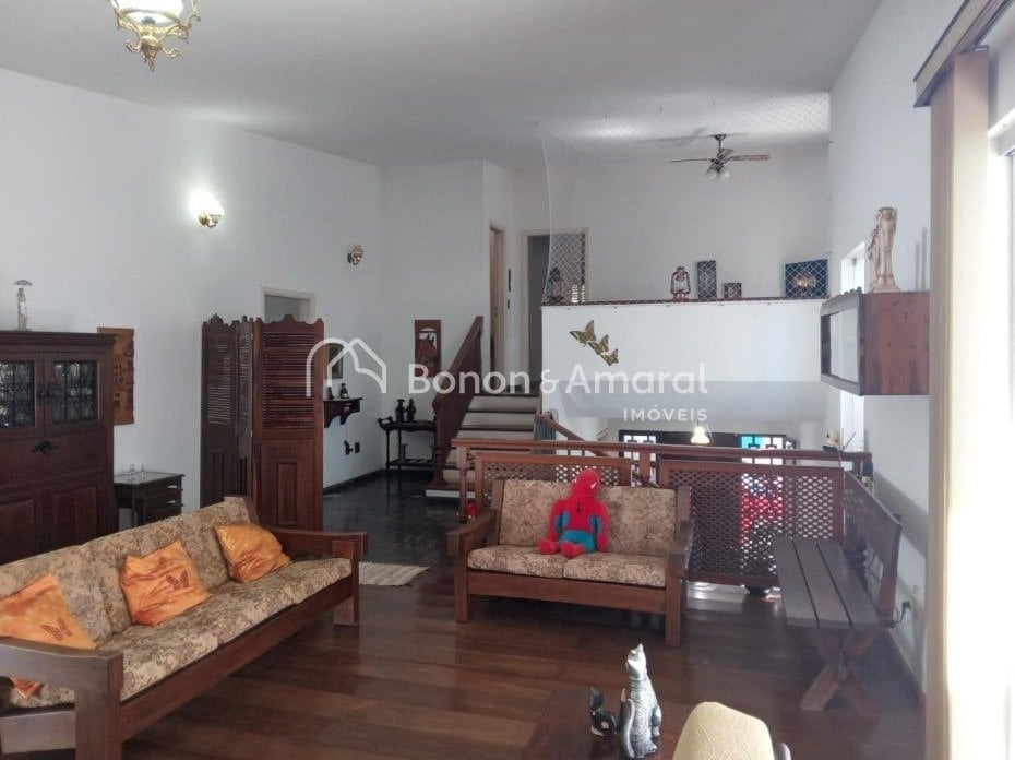 Casa à Venda - Jardim Guarani em Campinas / SP