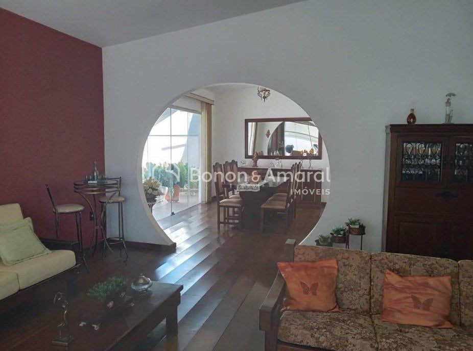 Casa à Venda - Jardim Guarani em Campinas / SP
