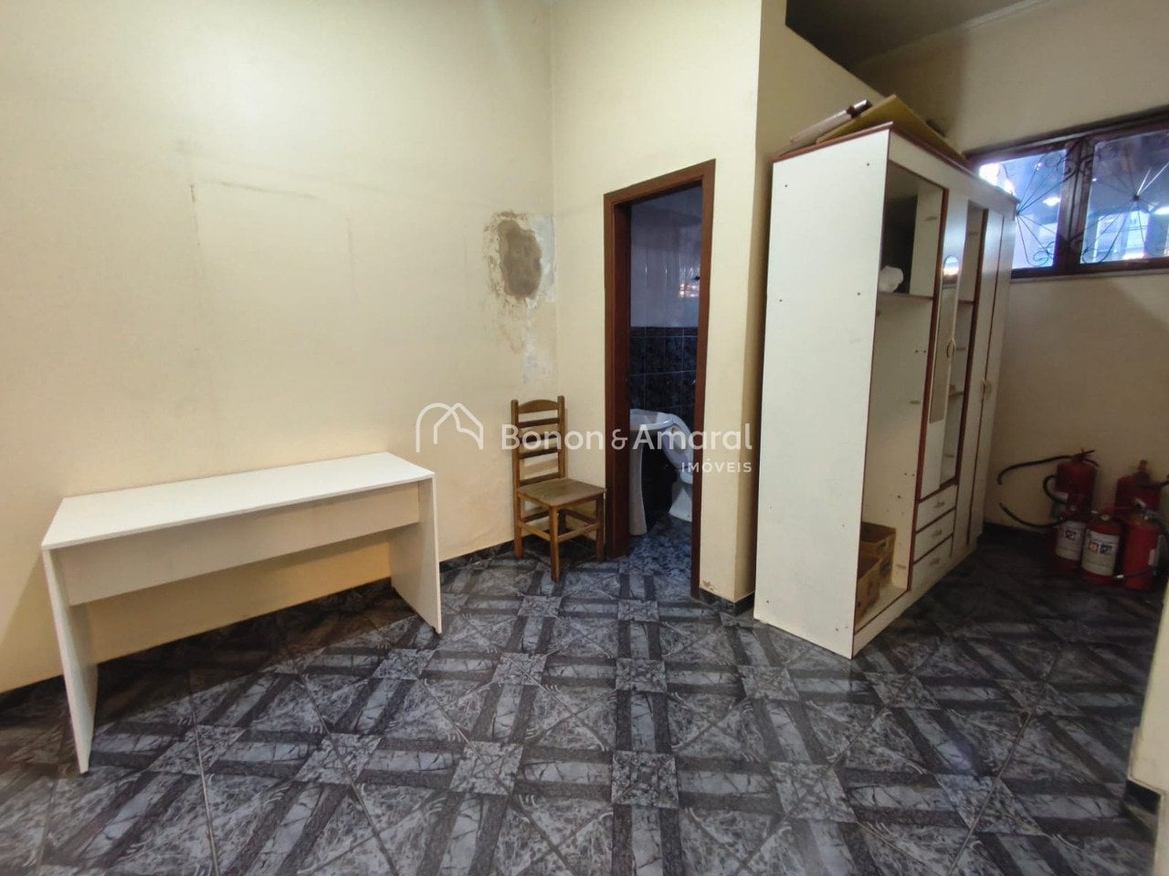 Casa comercial à Venda - Jardim Bandeirantes em Campinas / SP