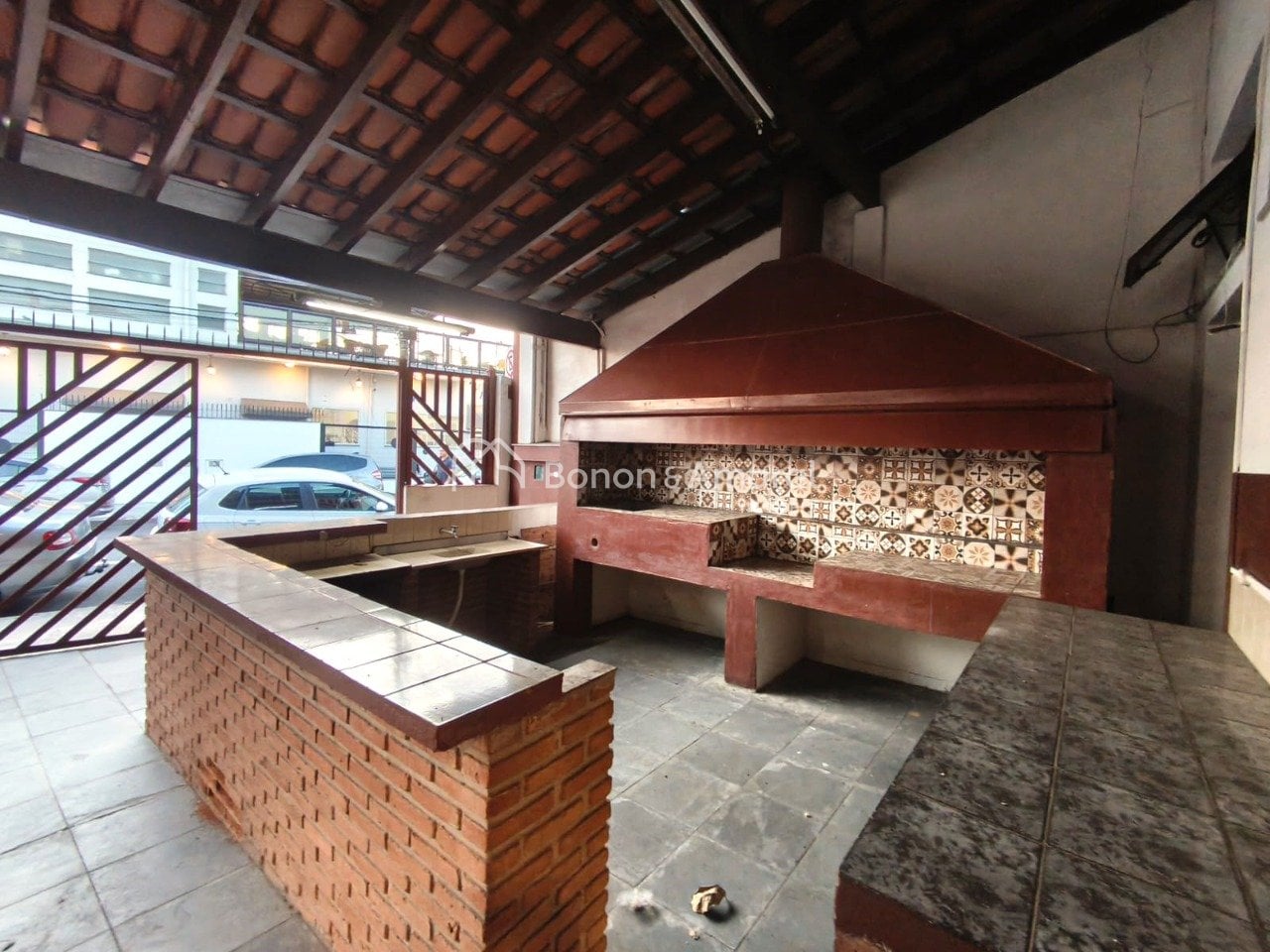 Casa comercial à Venda - Jardim Bandeirantes em Campinas / SP