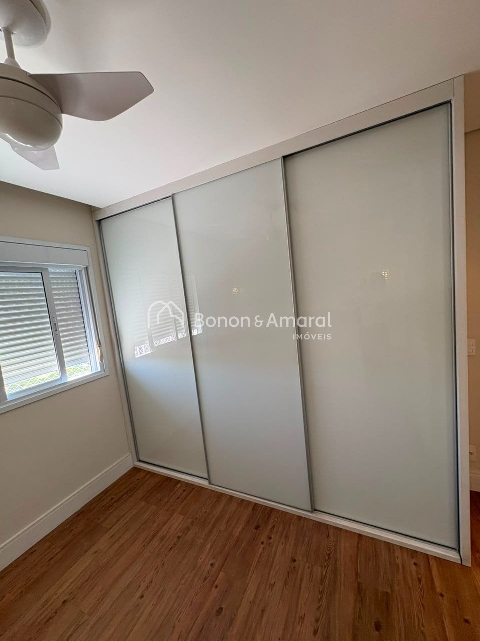 Apartamento para Alugar - Parque Rural Fazenda Santa Cândida em Campinas / SP