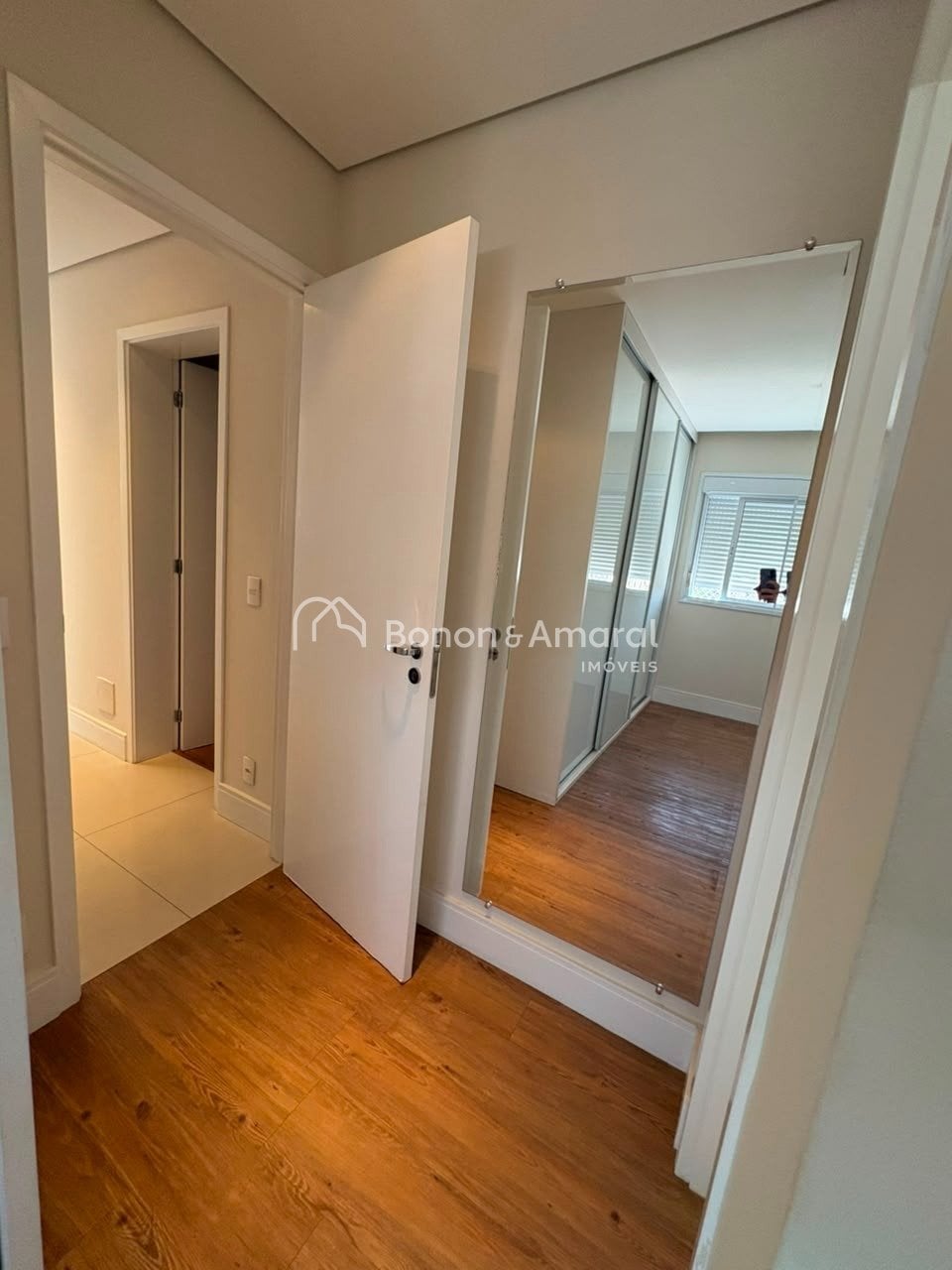 Apartamento para Alugar - Parque Rural Fazenda Santa Cândida em Campinas / SP