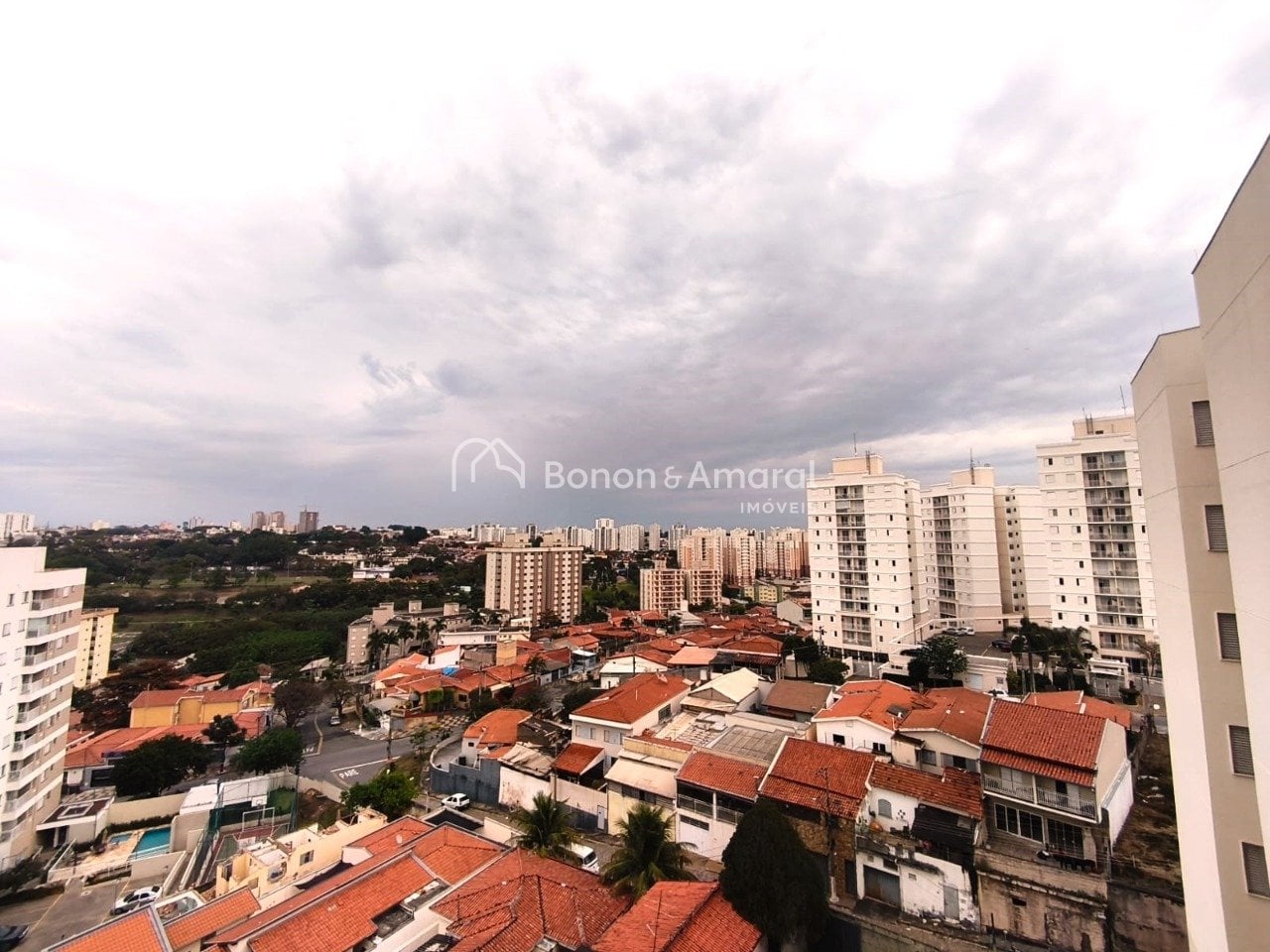 Apartamento à Venda - Vila Industrial em Campinas / SP