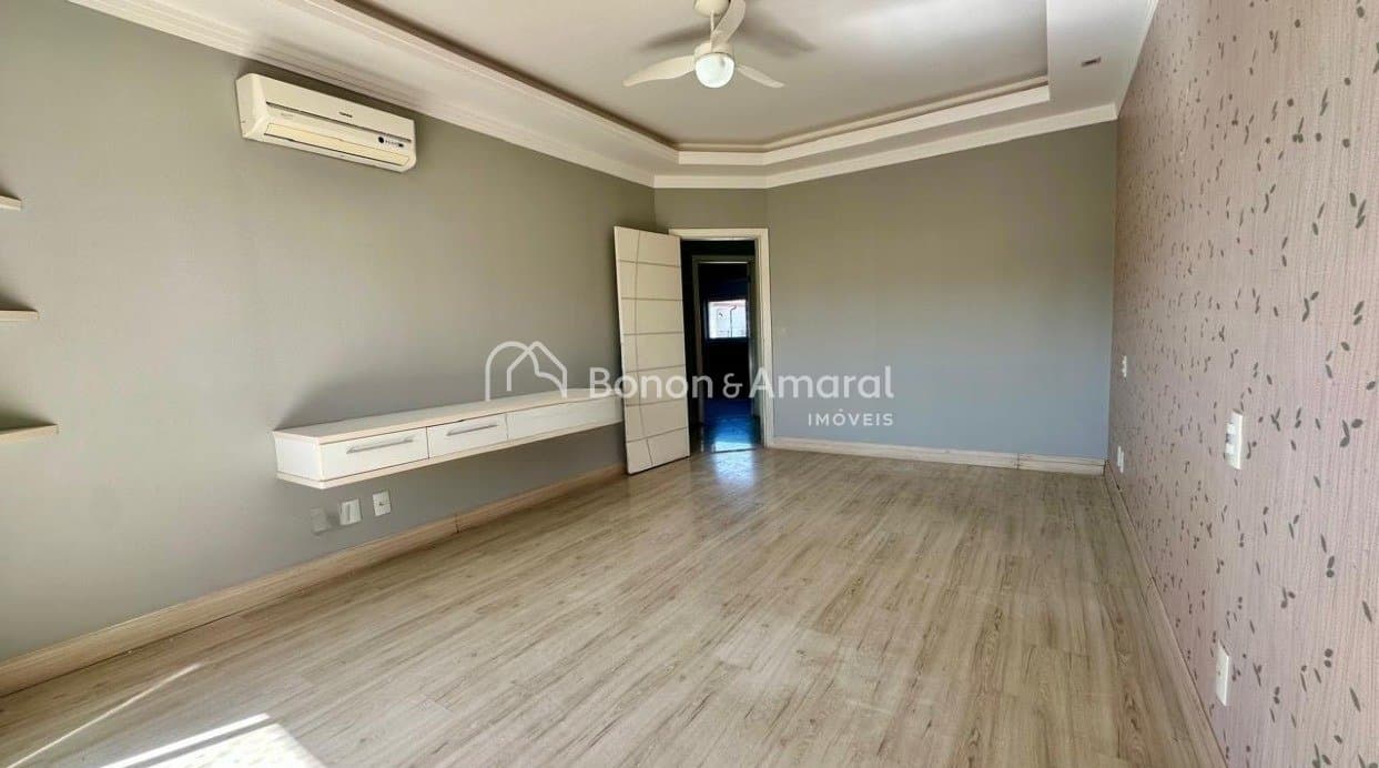 Casa à Venda - Parque Alto Taquaral em Campinas / SP