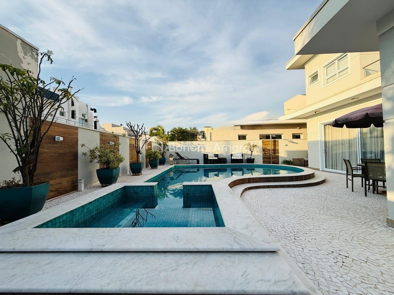 Casa em Condomínio à Venda - Jardim de Itapoan em Paulínia / SP