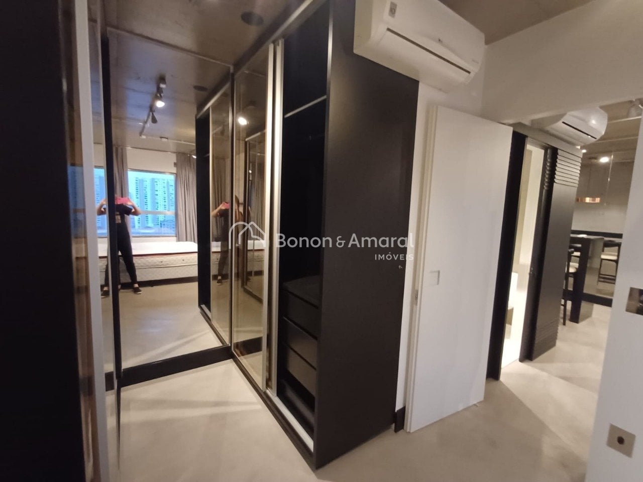 Apartamento à Venda - Cambuí em Campinas / SP