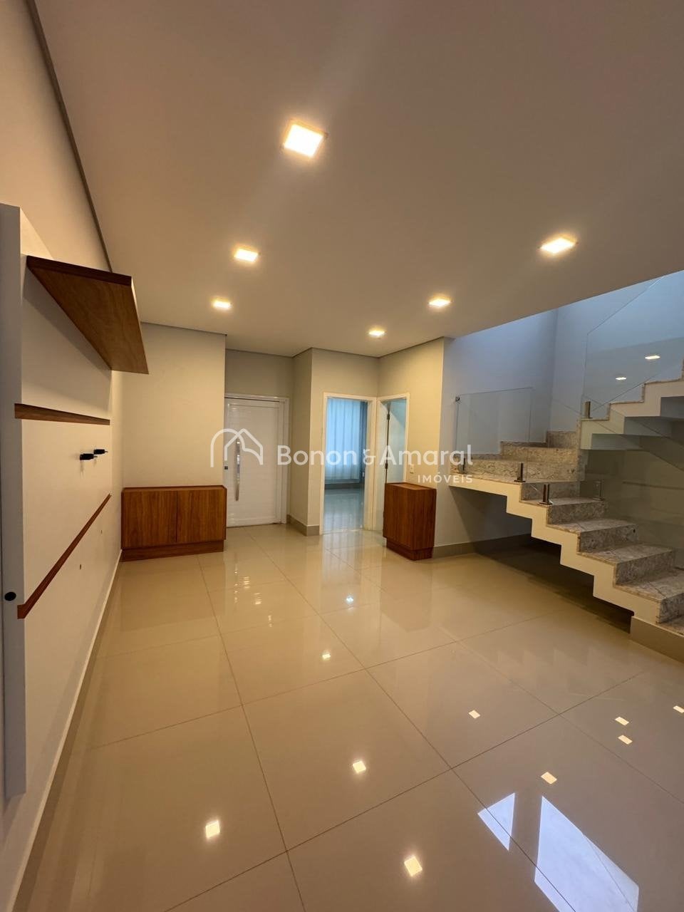 Casa em Condomínio para Alugar - Jardim América em Paulínia / SP