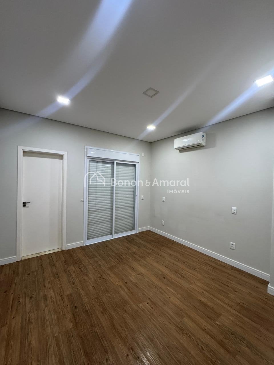 Casa em Condomínio para Alugar - Jardim América em Paulínia / SP
