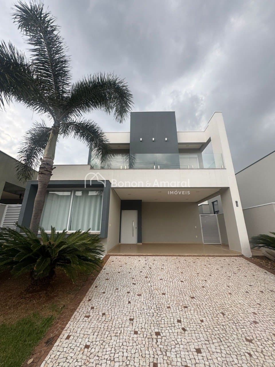 Casa em Condomínio à Venda - Jardim América em Paulínia / SP