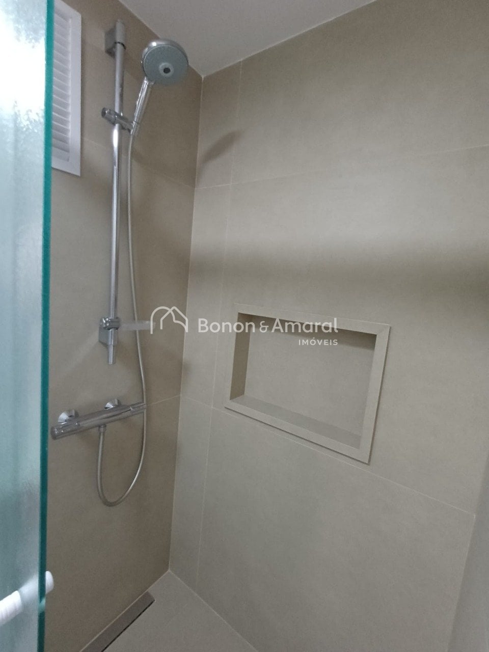 Apartamento à Venda - Cambuí em Campinas / SP