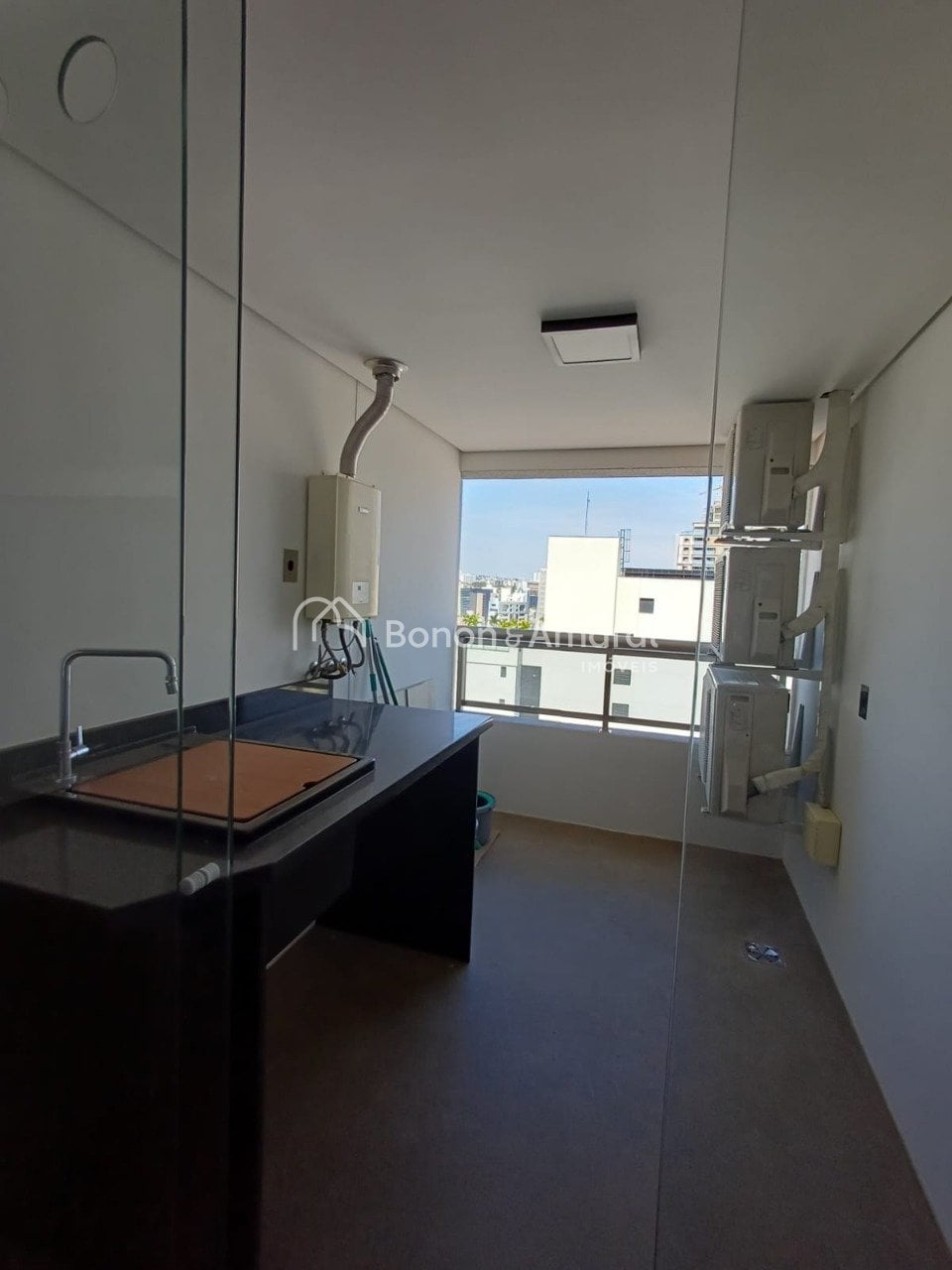 Apartamento à Venda - Cambuí em Campinas / SP