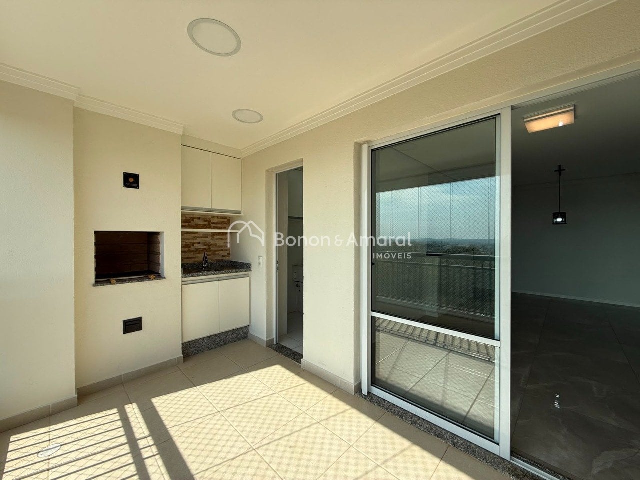 Apartamento à Venda - Parque Brasil 500 em Paulínia / SP