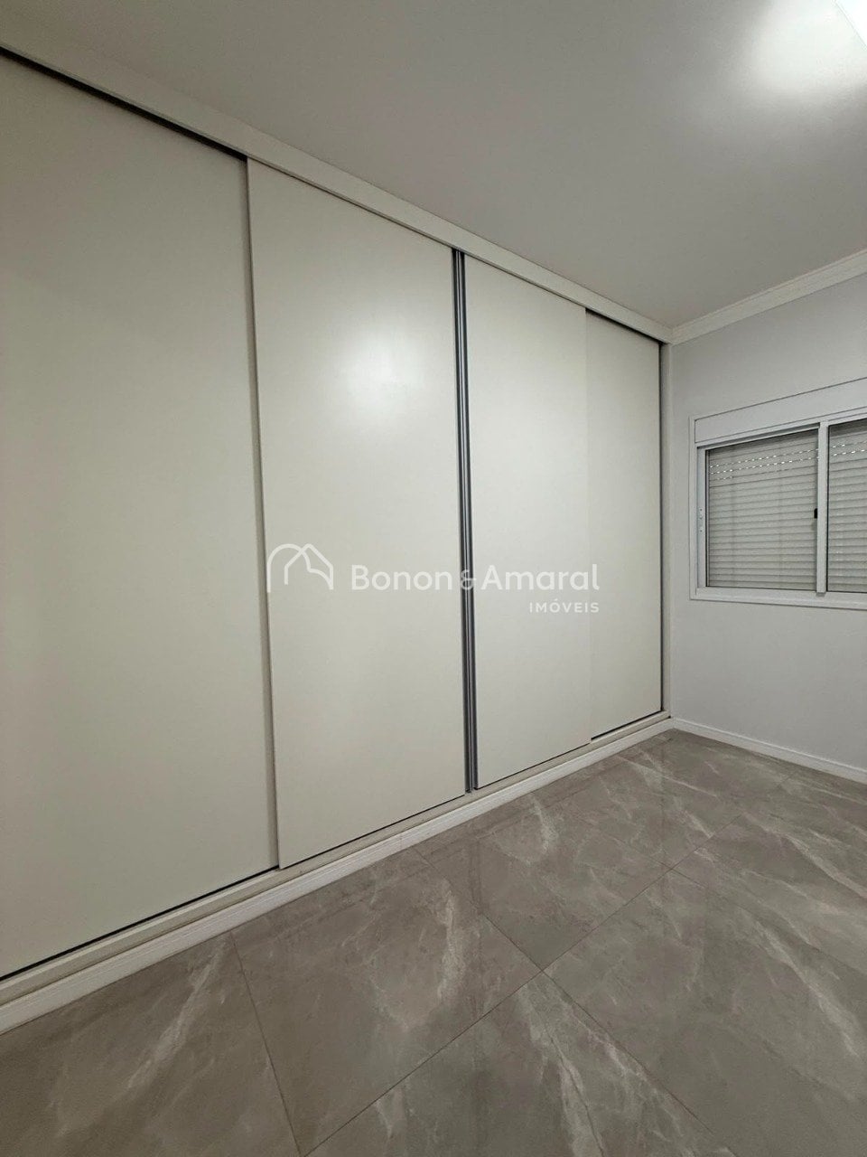 Apartamento à Venda - Parque Brasil 500 em Paulínia / SP