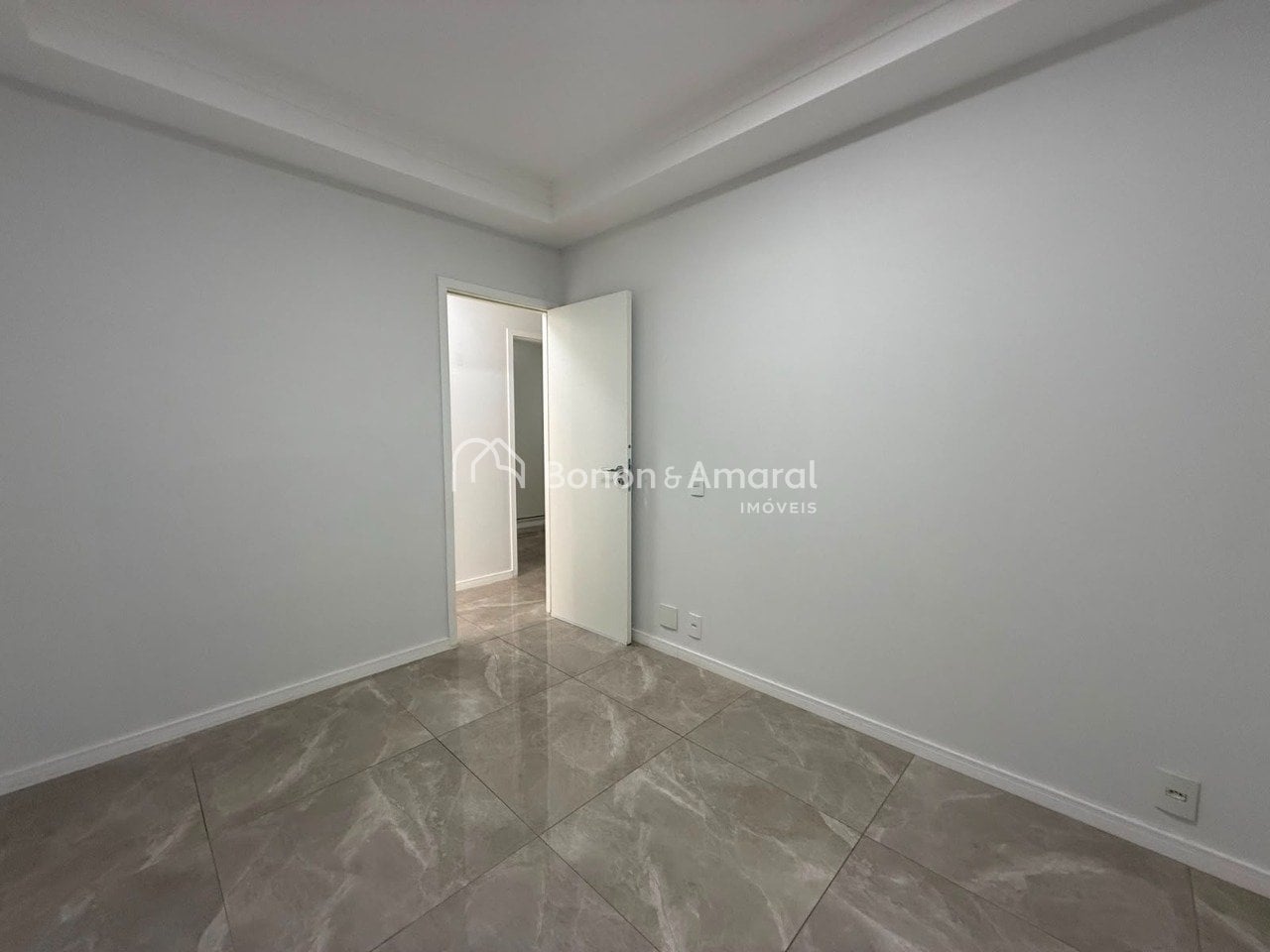 Apartamento à Venda - Parque Brasil 500 em Paulínia / SP