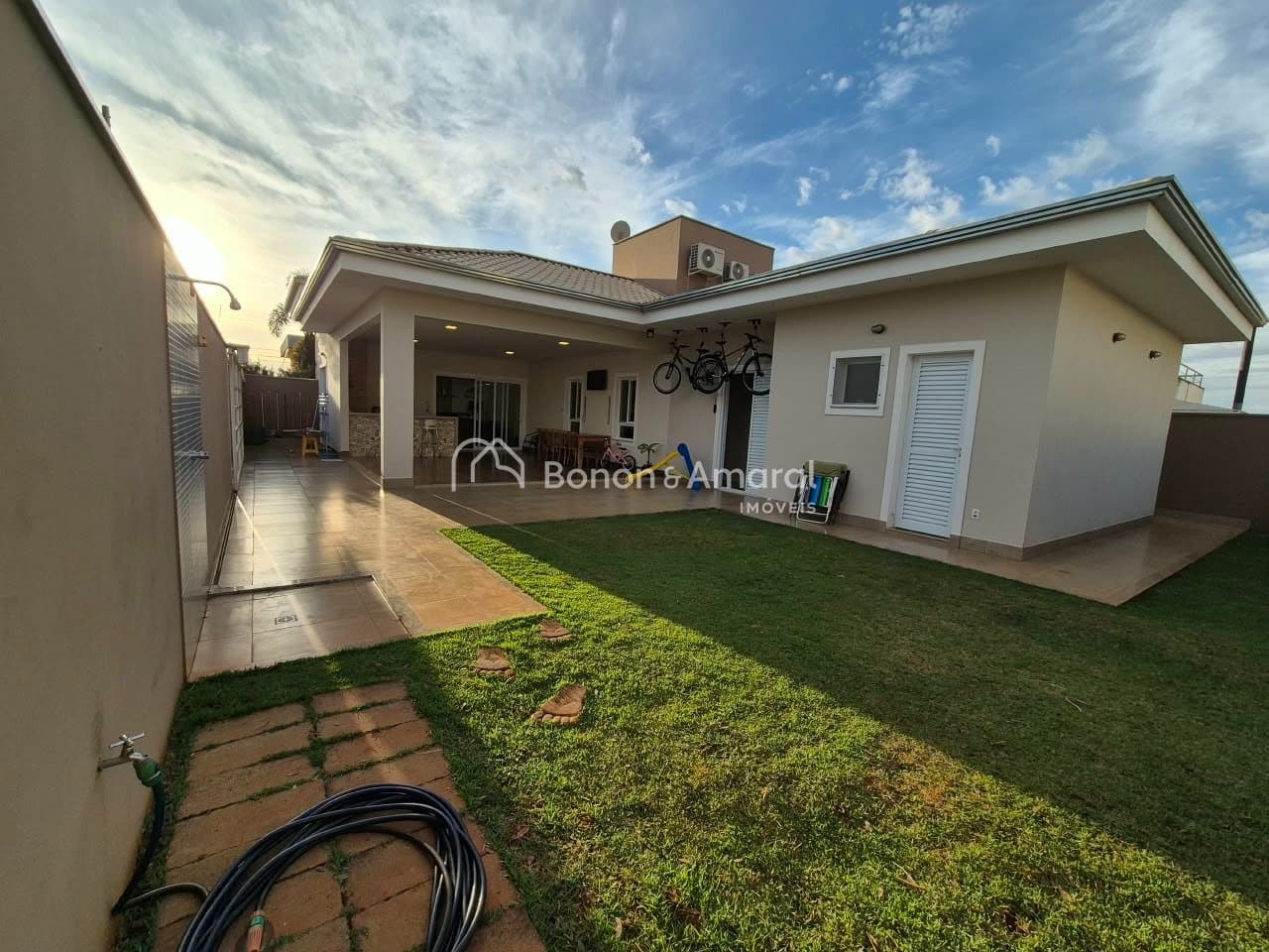 Casa em Condomínio à Venda - Parque Brasil 500 em Paulínia / SP